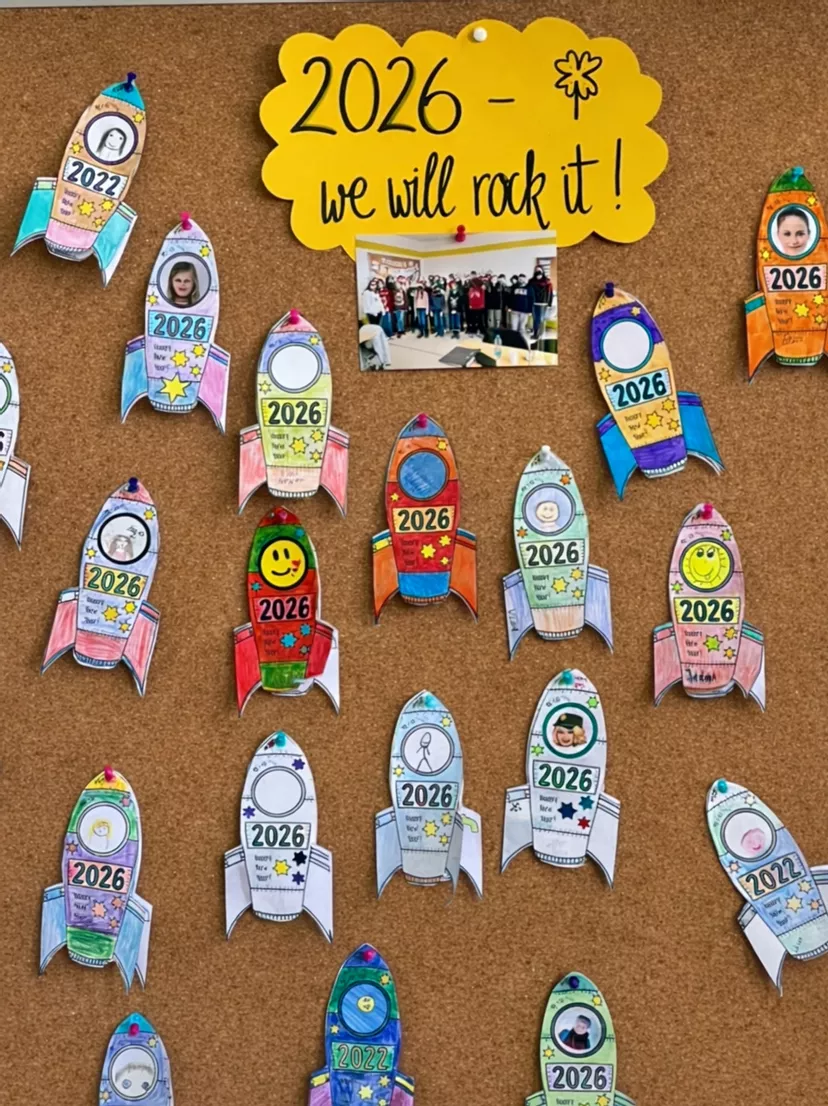 Bild in der Beschreibung des Unterrichtsmaterials Rakete 2026 / Raketen fürs neue Jahr / Neujahr mit Sketchnotes von Doodleteacher #1