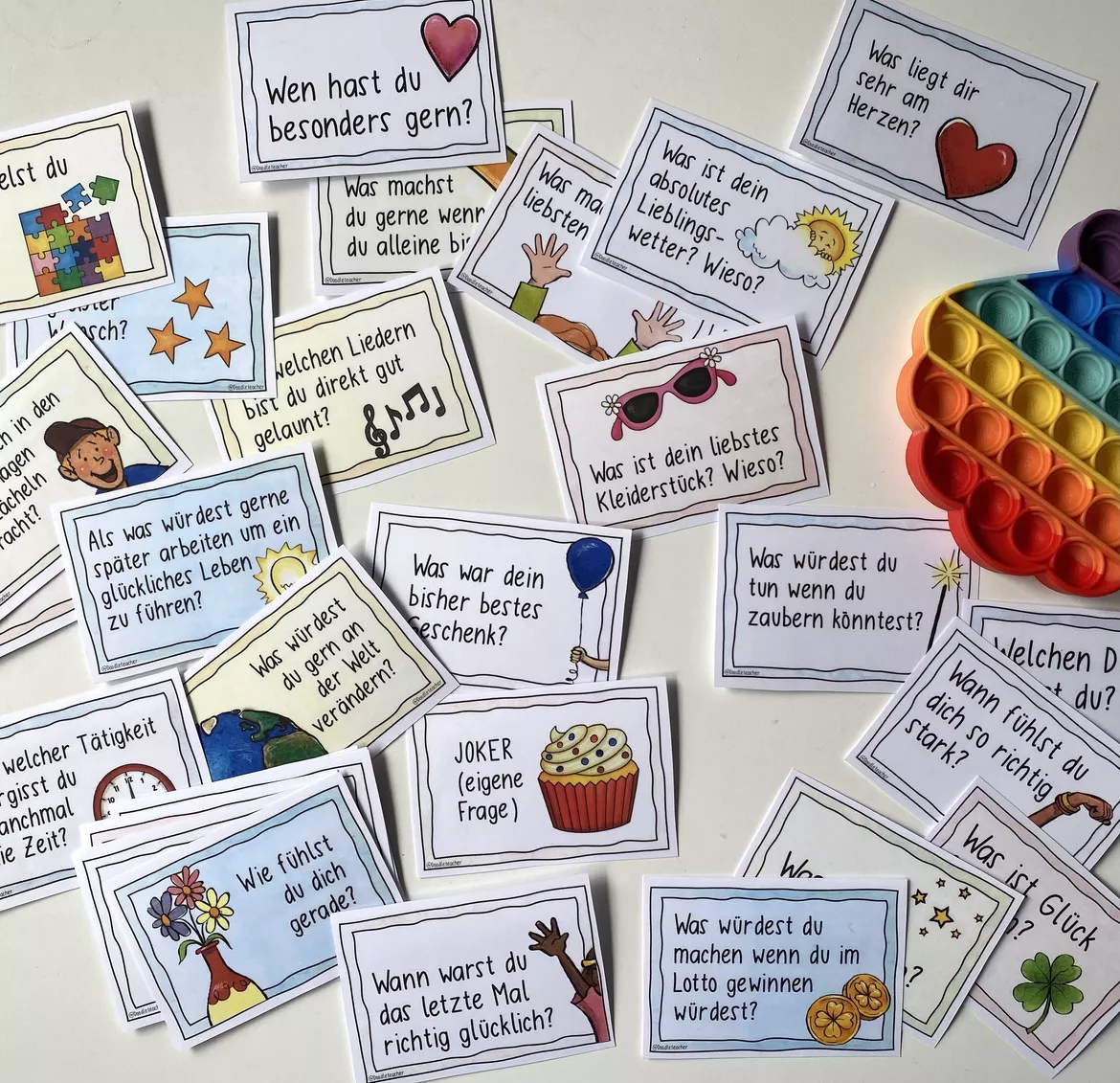 Bild in der Beschreibung des Unterrichtsmaterials Glück - 30 Reflexions- und Gesprächskarten / Glücksunterricht - Stop & Swap von Doodleteacher #4
