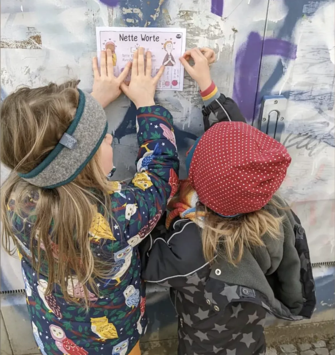 Bild in der Beschreibung des Unterrichtsmaterials Warme Worte - To Go (Schule, zu Hause & Valentinstag) von Doodleteacher #1