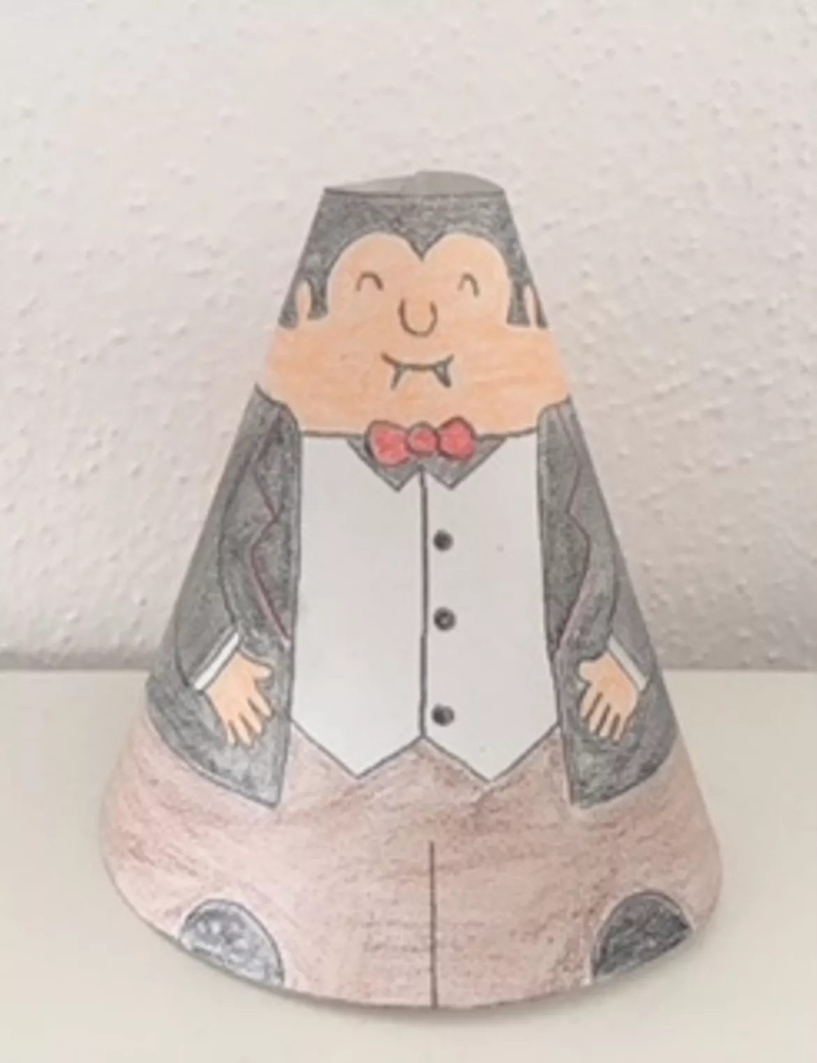 Bild in der Beschreibung des Unterrichtsmaterials Halloween Figuren basteln von iamjulchen #1