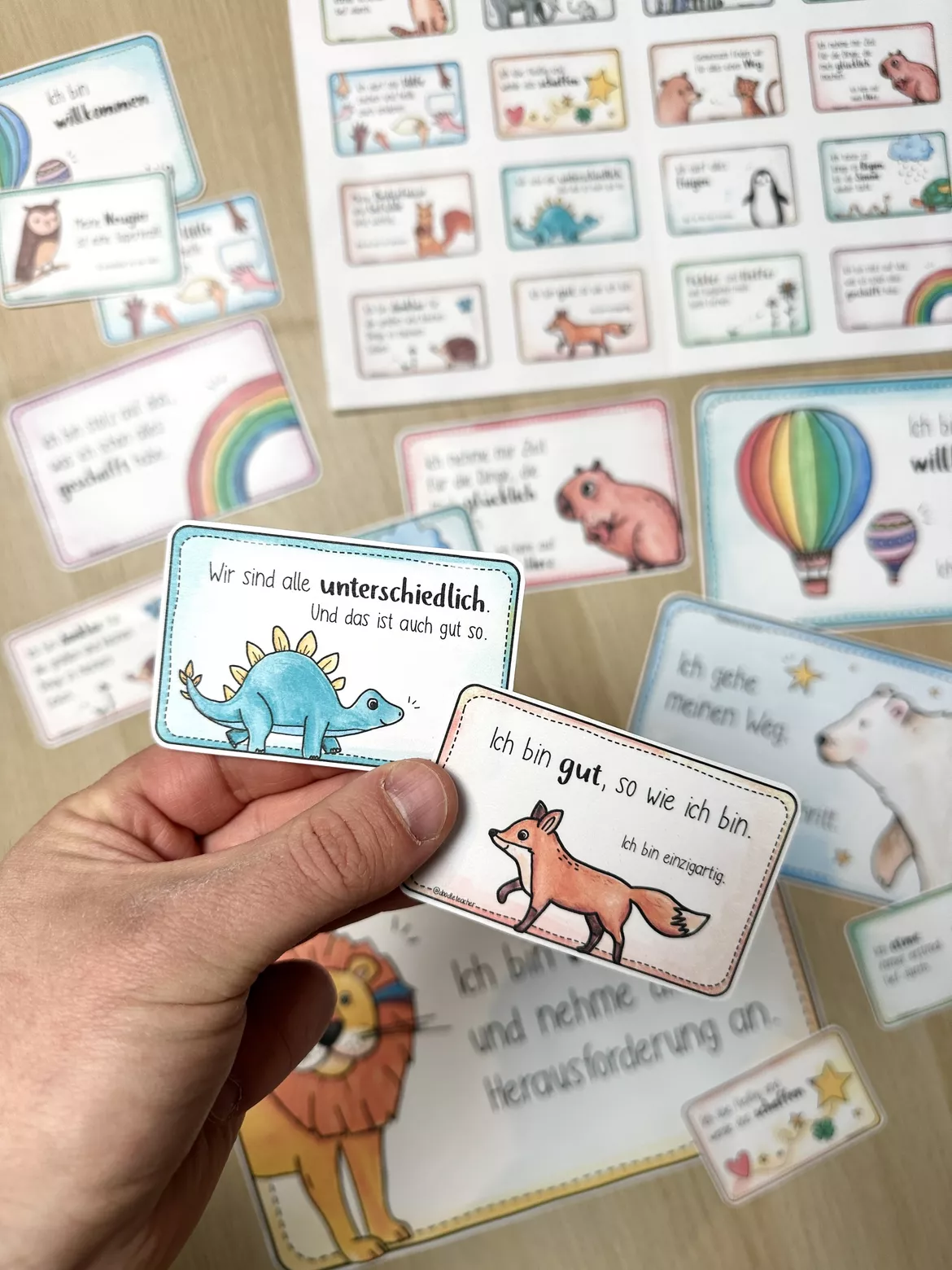 Bild in der Beschreibung des Unterrichtsmaterials Die @Mutmachkarten 🦊 / 26 Mutmacher & Affirmationen von Doodleteacher #1