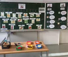 Vorschau - Präsentationen/Tafelbilder - Lets make a sandwich Dialogue - Deckblatt
