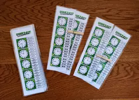 Vorschau - Stationenlernen - Uhrzeit - Spielepaket Viertel und halbe Stunden - analog, digital und in Umgangssprache - Seite 1
