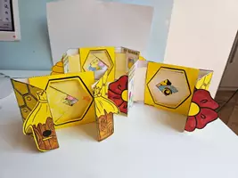 anteprima - Flashcard - 🐝✨ Cartellina speciale per la Giornata delle Api - Pagina 3