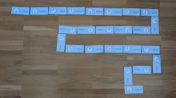 Vorschau - Spiele - Uhrendomino: ganze und halbe Stunde, mit Ziffern, 24h, (V2) - Seite 1