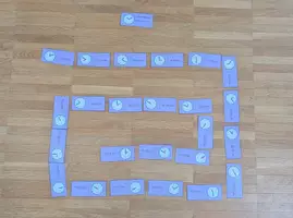 Vorschau - Spiele - Uhrendomino: zehn Minuten, mit Ziffern, bunte Zeiger (V2) - Seite 3