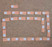 Vorschau - Spiele - Uhrendomino: fünf Minuten, mit Ziffern, bunte Zeiger (V1) - Seite 3