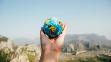 Vorschau - Spiele - Interaktives Quiz: Superlative der Erde (Planet Erde) #Silvesterknaller23 - Seite 2