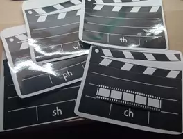 Προεπισκόπηση - Flashcards - Βραδιά ταινίας παρέα με...ποπ κορν και διφθογγους - Σελίδα 1