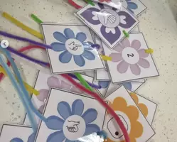 Aperçu - Apprentissages en autonomie - fleurs à compter - Page de couverture