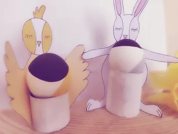 Bild in der Beschreibung des Unterrichtsmaterials Bastelangebot: 2x Eierbecher - Osterhase und Osterküken - von Papillionis #1