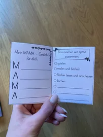 Bild in der Beschreibung des Unterrichtsmaterials Muttertag (Mini-Faltheft) von madamelöwenherz #2