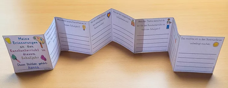 Bild in der Beschreibung des Unterrichtsmaterials Rückblick Kunstunterricht Schuljahresende Leporello Kl. 3-4 von Helles Köpfchen #1