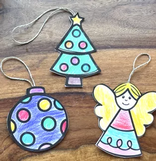 Bild in der Beschreibung des Unterrichtsmaterials Weihnachten einfache Anhänger (Mobile) basteln Kunst in der Vorschule, Klasse 1 und Förderschule (Schneideübung) von LernTagebuch #1