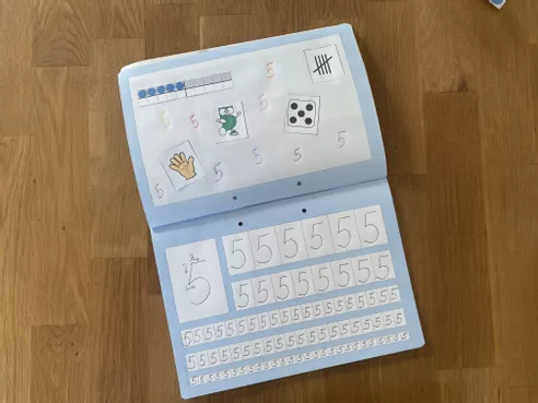 Bild in der Beschreibung des Unterrichtsmaterials Zahlbilder (Tafelmaterial + Hefteintrag) - Klasse 1 von Grundschulimpulse #2