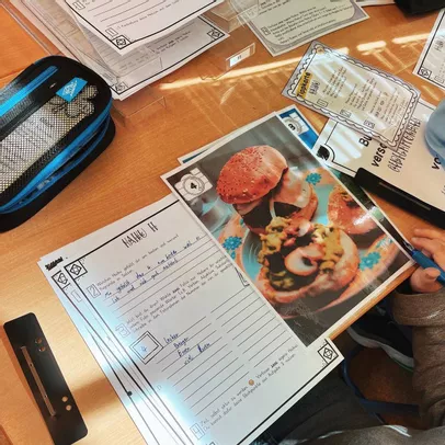 Bild in der Beschreibung des Unterrichtsmaterials Gedichtformen Stationsarbeit mit allen Sinnen von MissH. #3
