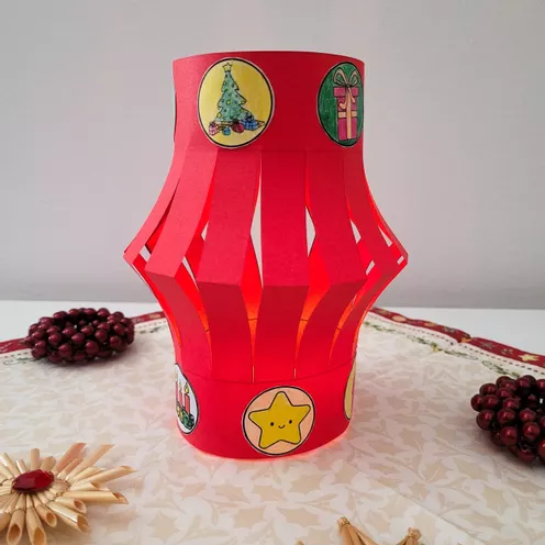 Bild in der Beschreibung des Unterrichtsmaterials Kunst Weihnachten Tischlaterne basteln / Weihnachtsdeko von Helles Köpfchen #1