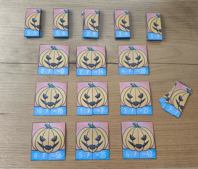Bild in der Beschreibung des Unterrichtsmaterials Herbst - Halloween - 10er-Reihe - Legematerial von Buntspecht #1