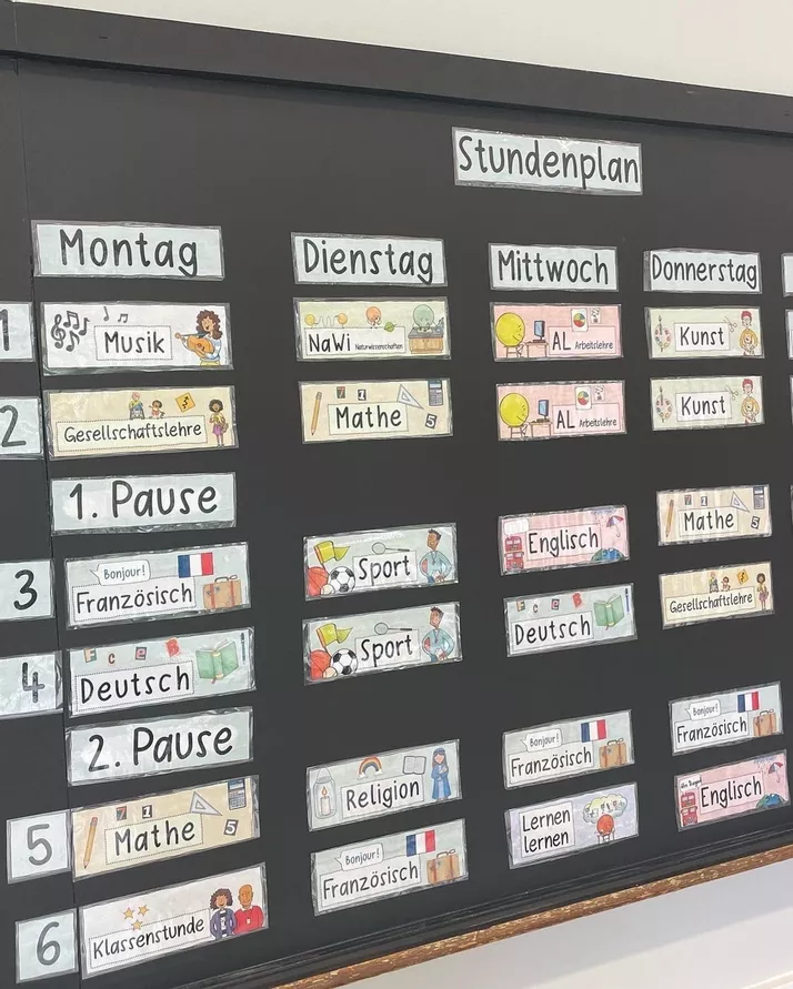 Bild in der Beschreibung des Unterrichtsmaterials Unsere Schulfächer / Stundenplan - 80 schmale Karten Schuljahresanfang von Doodleteacher #2