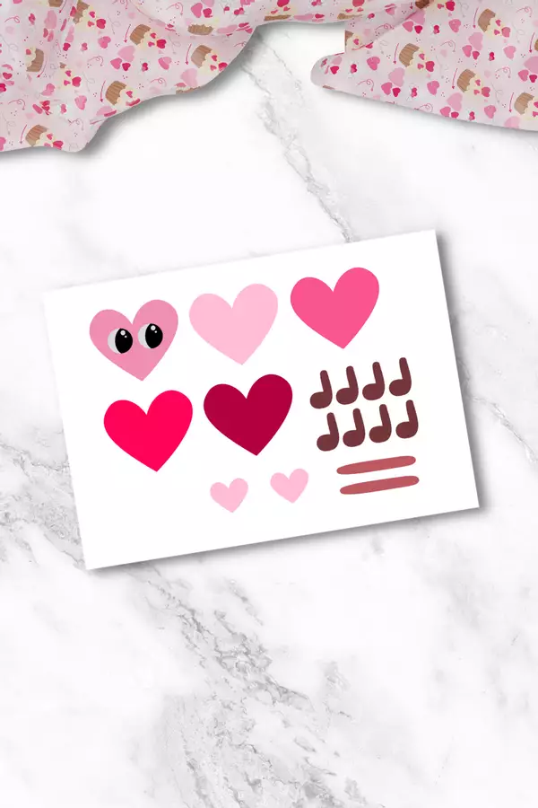 Lavoretto di san valentino - bruco di cuori Altro tipo di materiale - Lavoretto di san valentino - bruco di cuori - MilleLibriPerBambini - Pagina di copertina
