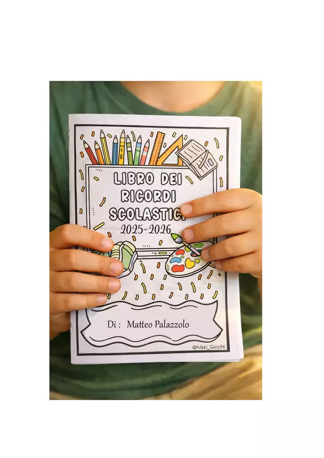 📘 Il Libro dei Ricordi di Fine Anno Esercizi - 📘 Il Libro dei Ricordi di Fine Anno - Nikki_Giochi - Pagina di copertina