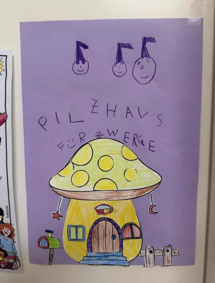 Bild in der Beschreibung des Unterrichtsmaterials Wichtelhaus / Pilzhaus Bastelvorlage - Winter & Weihnachten / Wichtel von Doodleteacher #3