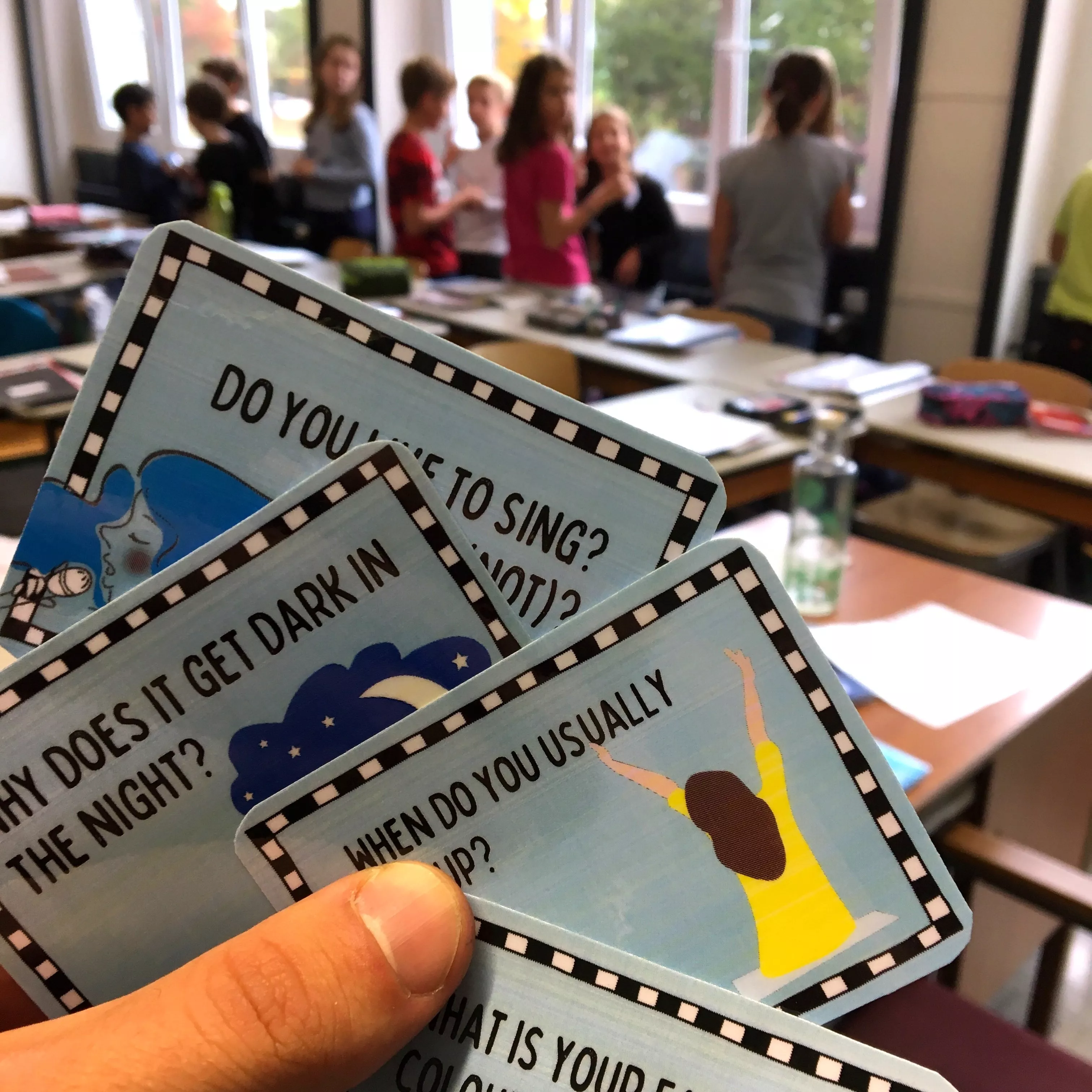 Bild in der Beschreibung des Unterrichtsmaterials Stop and Swap Cards English Lessons - XXL Bundle von Doodleteacher #3