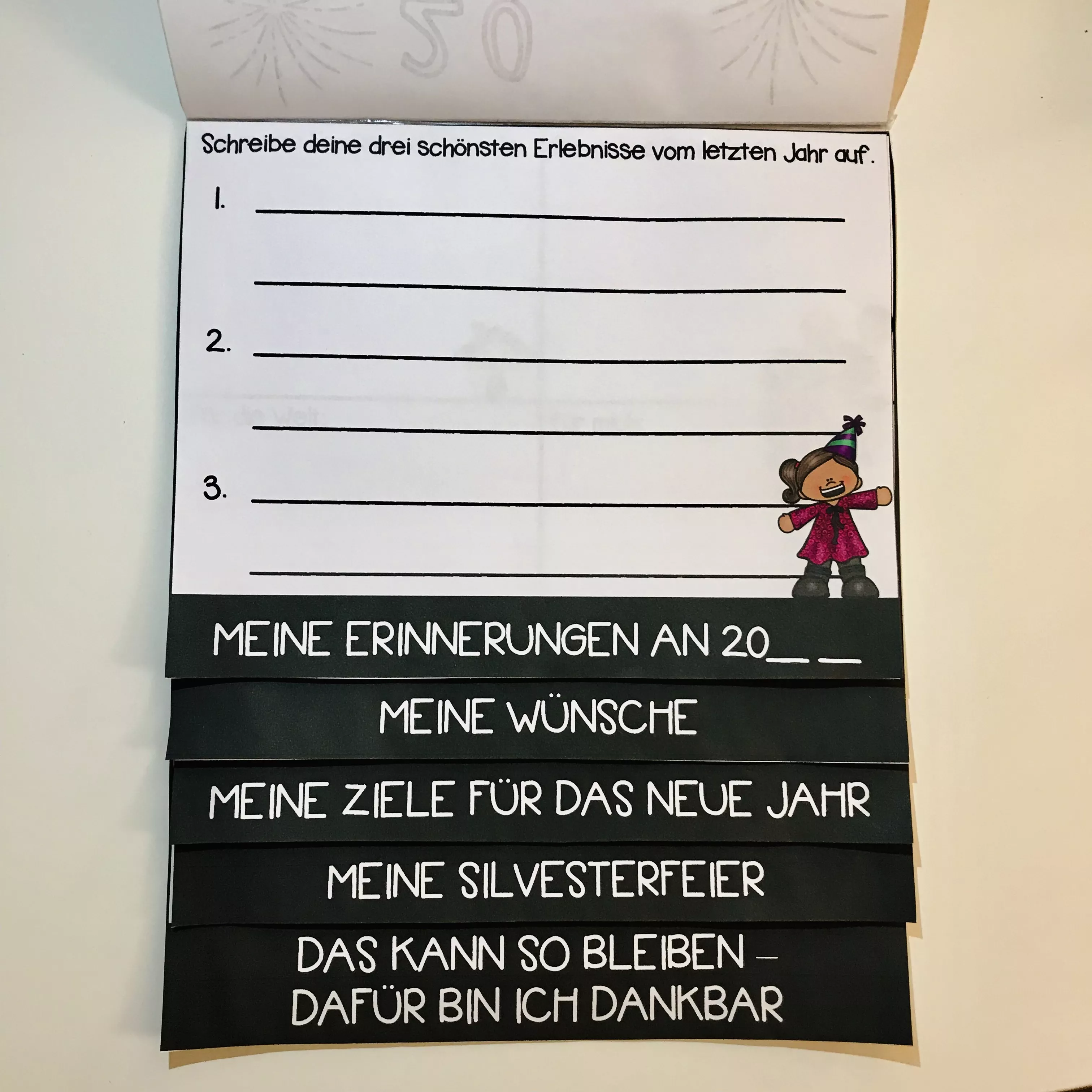 Bild in der Beschreibung des Unterrichtsmaterials Silvester Flipbook von The Growing Firsties #2