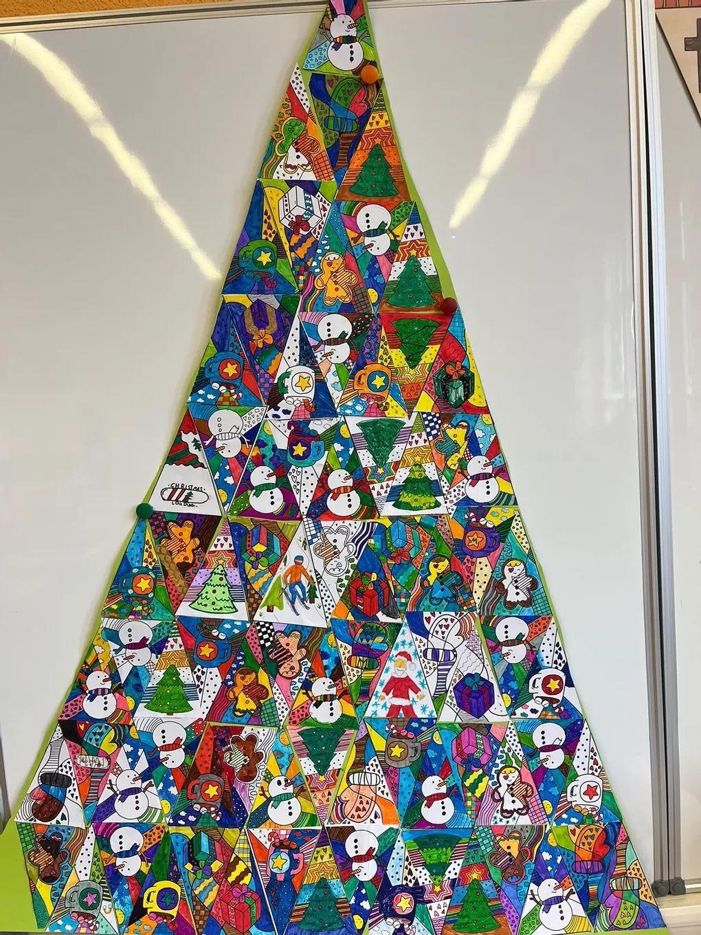Bild in der Beschreibung des Unterrichtsmaterials Pop-Art + Wünsche – Kooperativer Tannenbaum (Weihnachten & Winter) von Doodleteacher #2
