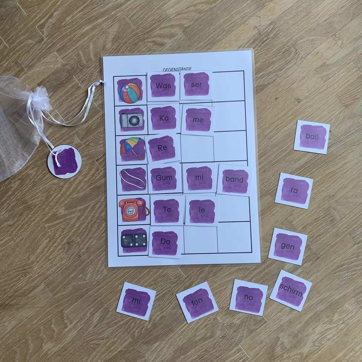 Bild in der Beschreibung des Unterrichtsmaterials Silbenlegespiel - ein Freiarbeitsmaterial zum Silbenlesen von montiaffen_montessori und grundschule #3