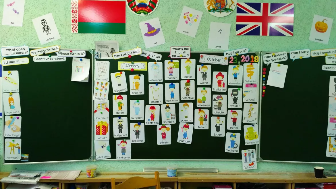 Bild in der Beschreibung des Unterrichtsmaterials Professions 3 in 1 von Language Stuff #4