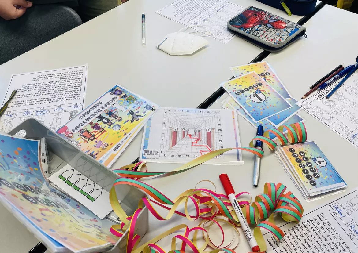 Bild in der Beschreibung des Unterrichtsmaterials Escape Room Team Fasching Deutsch Mathe Klasse 3- 4 Grundschule von Frau Ideenblitz #3