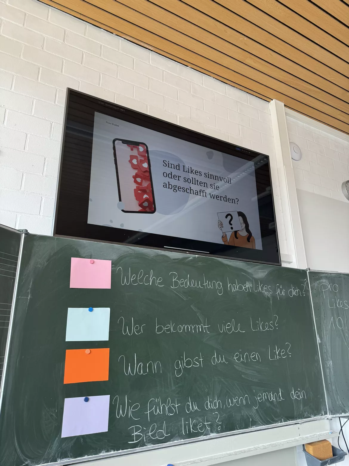 Bild in der Beschreibung des Unterrichtsmaterials Sollten Likes abgeschafft werden? von Frau Waibel #1