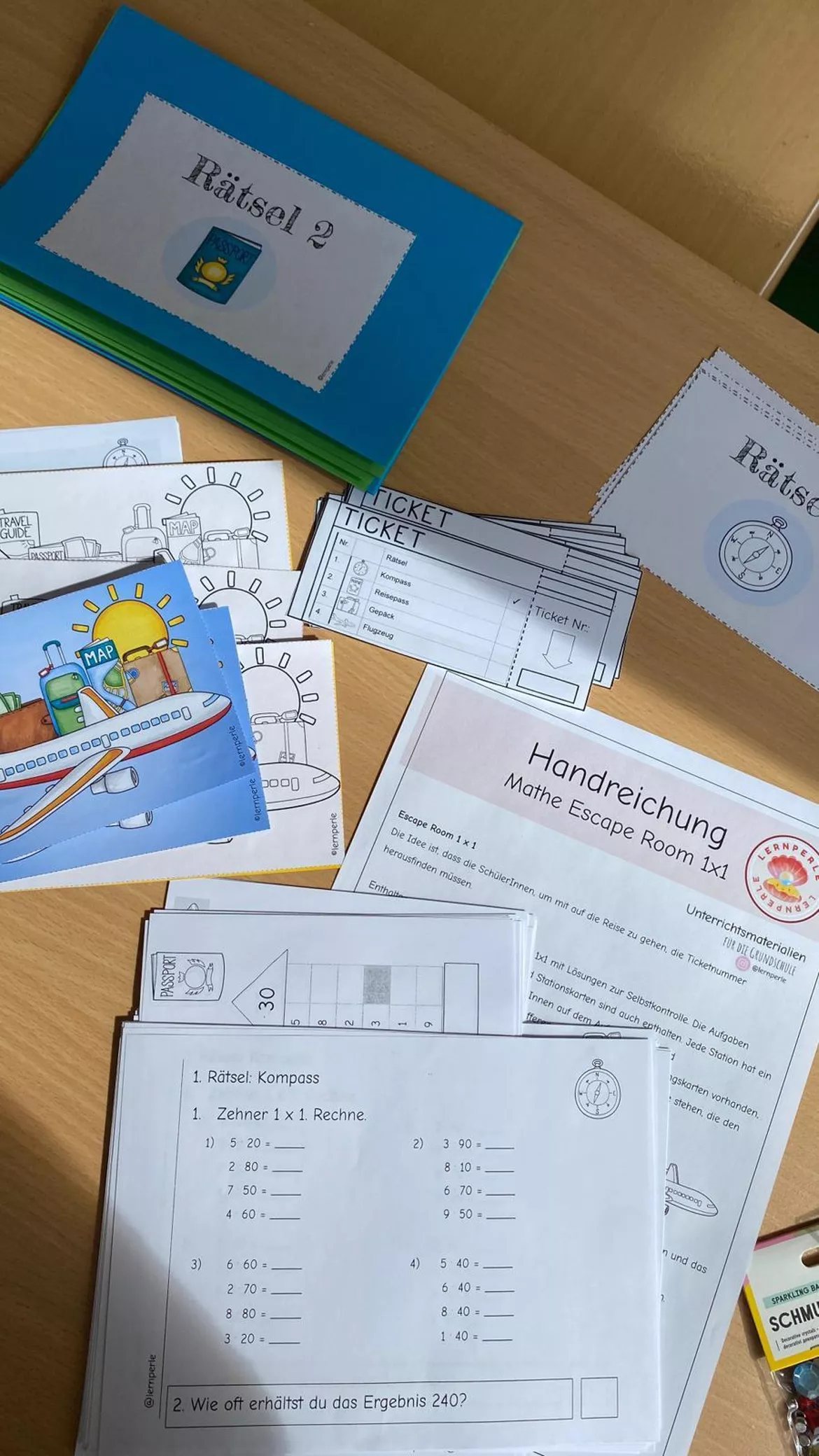 Bild in der Beschreibung des Unterrichtsmaterials Mathe Escape Room großes 1x1 Klasse 3/4 von Lernperle #1