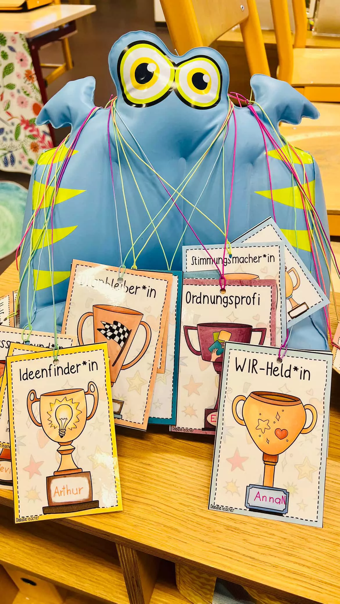 Bild in der Beschreibung des Unterrichtsmaterials 34 Mutmacher - Urkunden / Pokale als Zeugniszusatz / Zeugnis / Kinderzeugnis Mut von Doodleteacher #7