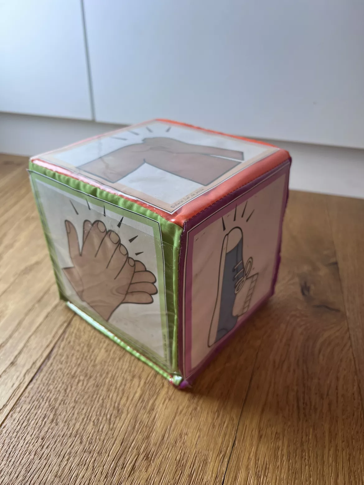 Bild in der Beschreibung des Unterrichtsmaterials Bildkarten Body Percussion für Einsteckwürfel von allerlei_fuer_die_schule #1