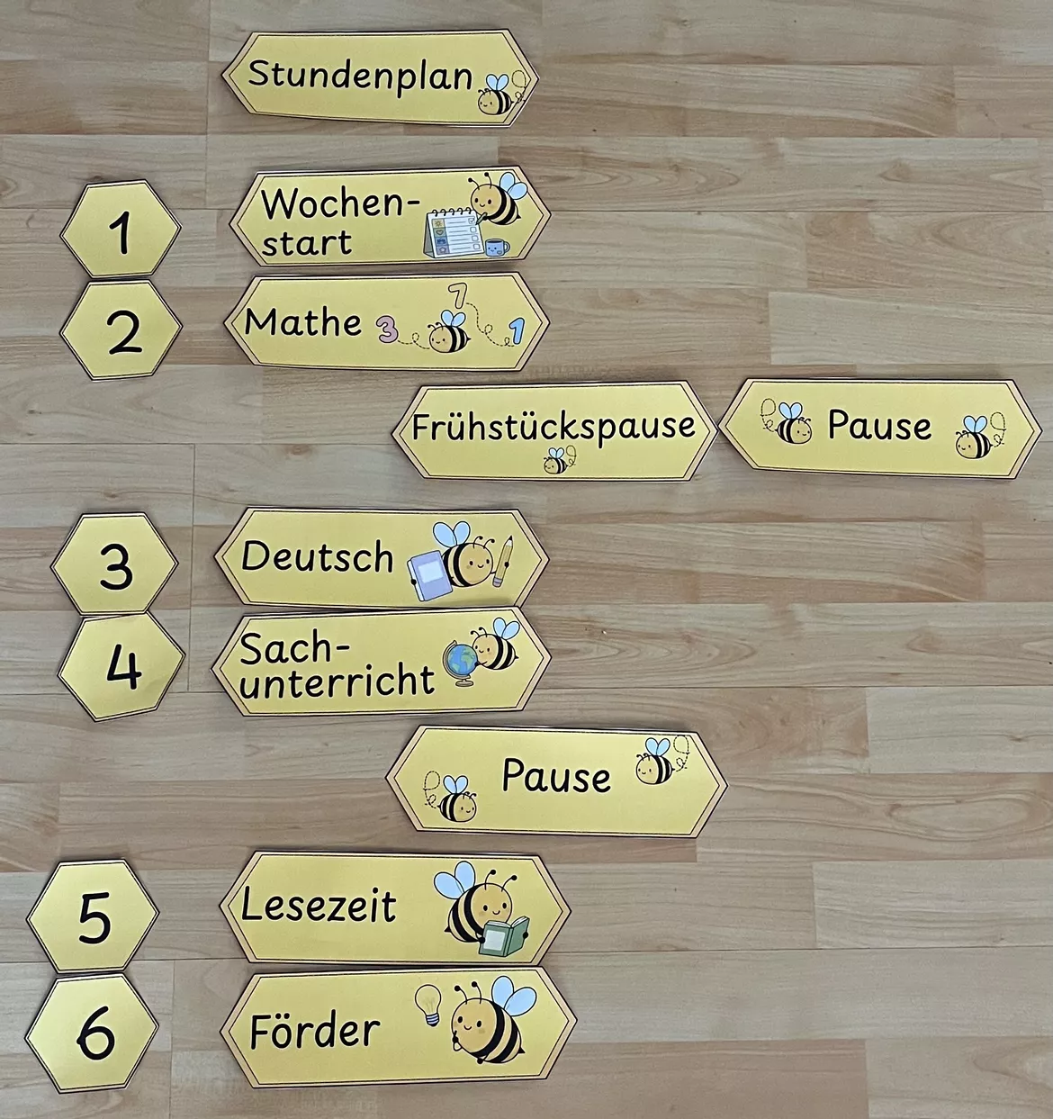 Bild in der Beschreibung des Unterrichtsmaterials Stundenplan Transparenz Bienenklasse von Fr.Bachli #1