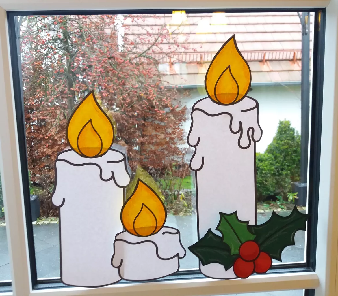 Bild in der Beschreibung des Unterrichtsmaterials Kerzen für Weihnachten und zur Kommunion basteln - Fensterbild Kunst Klasse 1,2,3,4 von Wolkenland.Graphics #1