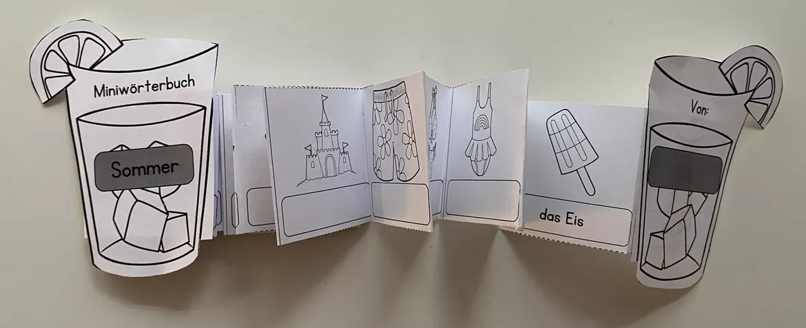Bild in der Beschreibung des Unterrichtsmaterials Deutsch/ DaZ - Sommer - Miniwörterbuch (Leporello) von Cupcake