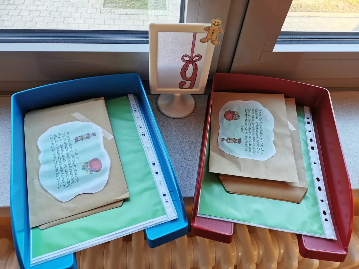 Bild in der Beschreibung des Unterrichtsmaterials Weihnachtliche Lerntheke (Addieren und Subtrahieren ZR 100 mit ZÜ) von katis_lehrerleben #4
