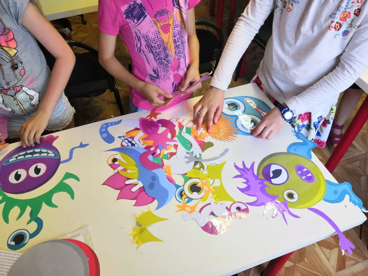 Bild in der Beschreibung des Unterrichtsmaterials Create your monster von Language Stuff #2