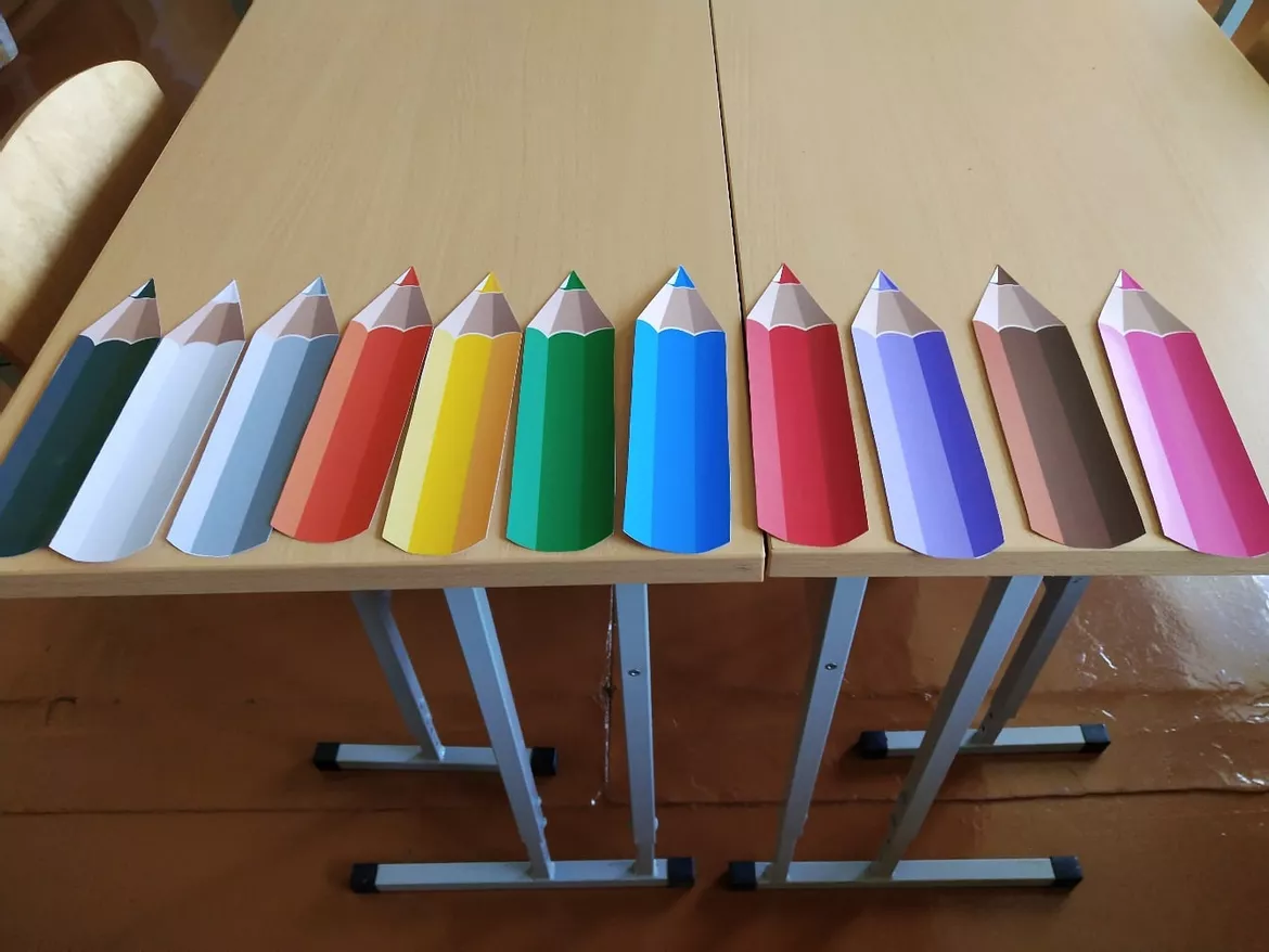 Bild in der Beschreibung des Unterrichtsmaterials Colours 10in1 von Language Stuff #5