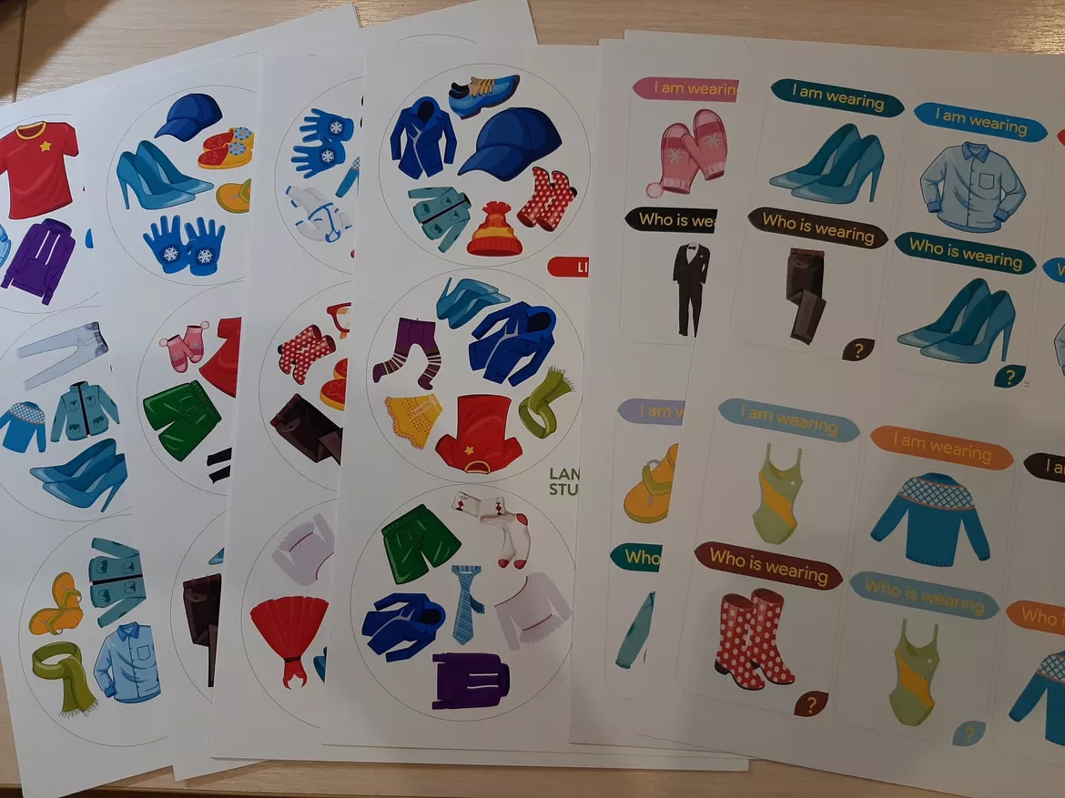 Bild in der Beschreibung des Unterrichtsmaterials Clothes Games 2x2 von Language Stuff #4