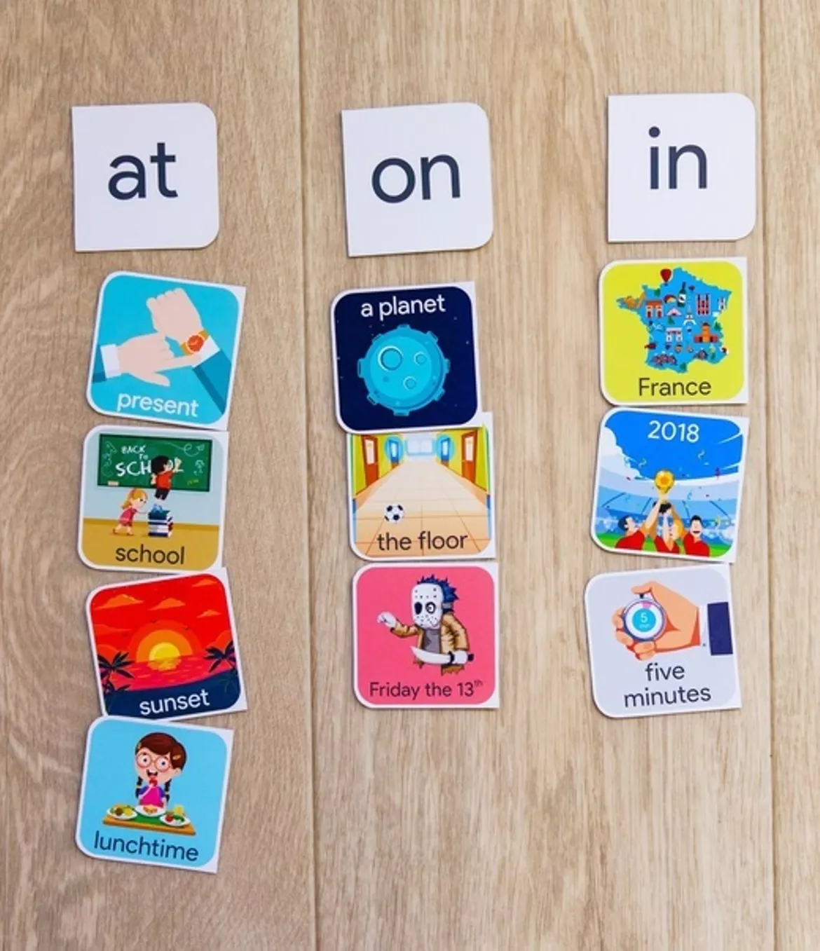 Bild in der Beschreibung des Unterrichtsmaterials ON/IN/AT (Prepositions) Domino 2in1 von Language Stuff #5