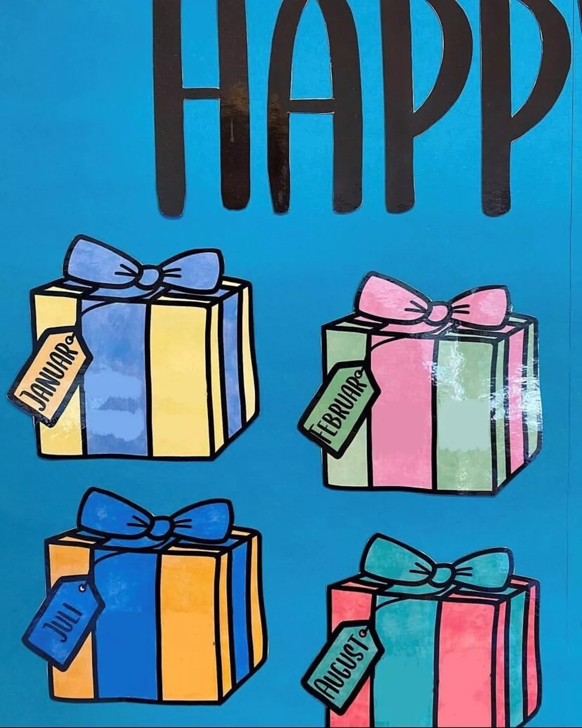Bild in der Beschreibung des Unterrichtsmaterials Geburtstagskalender Geschenke inkl. Titel-Schriftzug von Primarbärchen #1