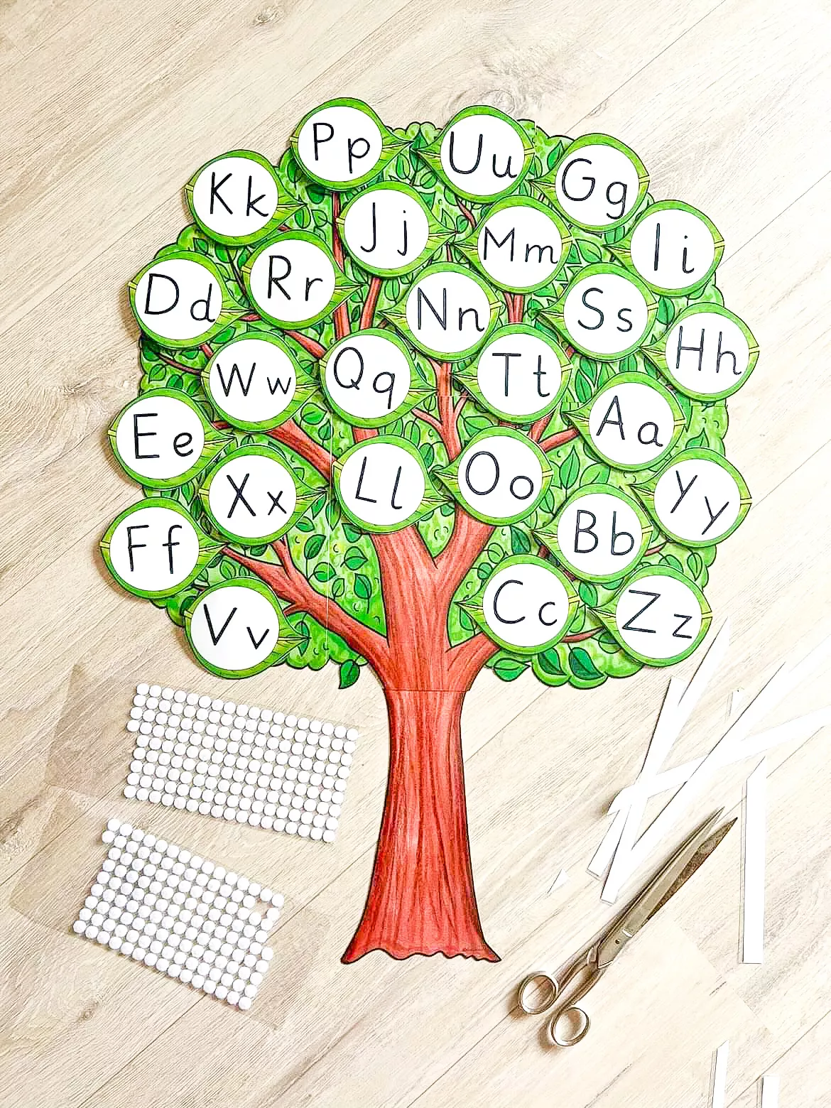 Bild in der Beschreibung des Unterrichtsmaterials Buchstabenbaum - Anfangsunterricht (Grund- und Druckschrift) von FreuleinBerg #1