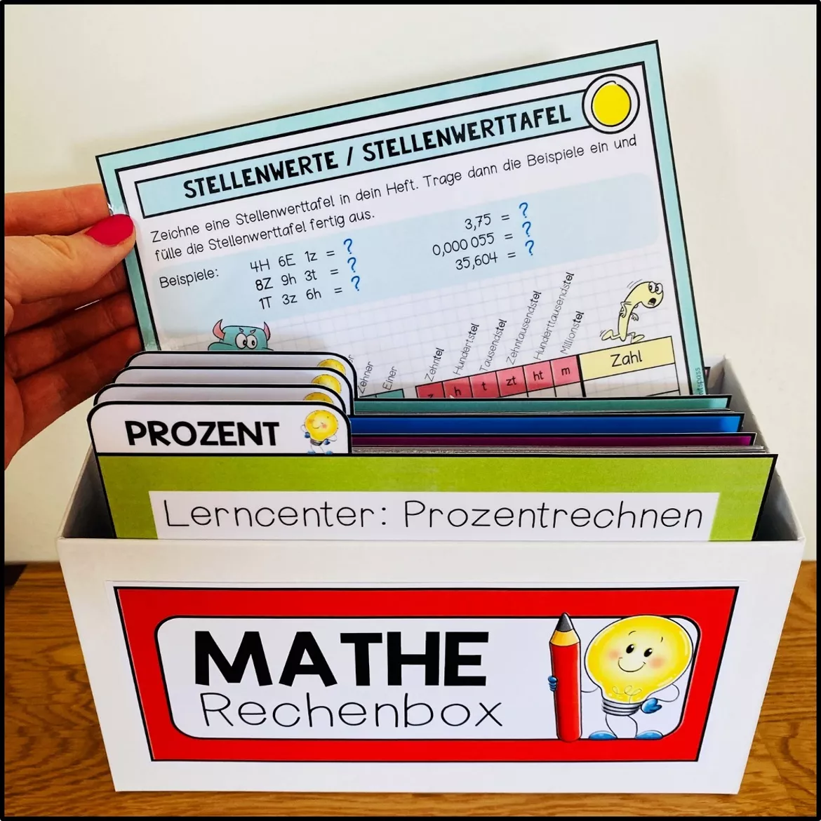 Bild in der Beschreibung des Unterrichtsmaterials Mathe Übungen 4. 5. 6. Klasse, Materialpaket, Rechnen üben, Grundrechenarten, Addition, Subtraktion, Multiplikation, Division, Kopfrechnen, Mathematik Aufgaben | Rechenbox, Lerncenter, Lerntheke, Freiarbeit, Stationenlernen von Unterrichtmitspass #1