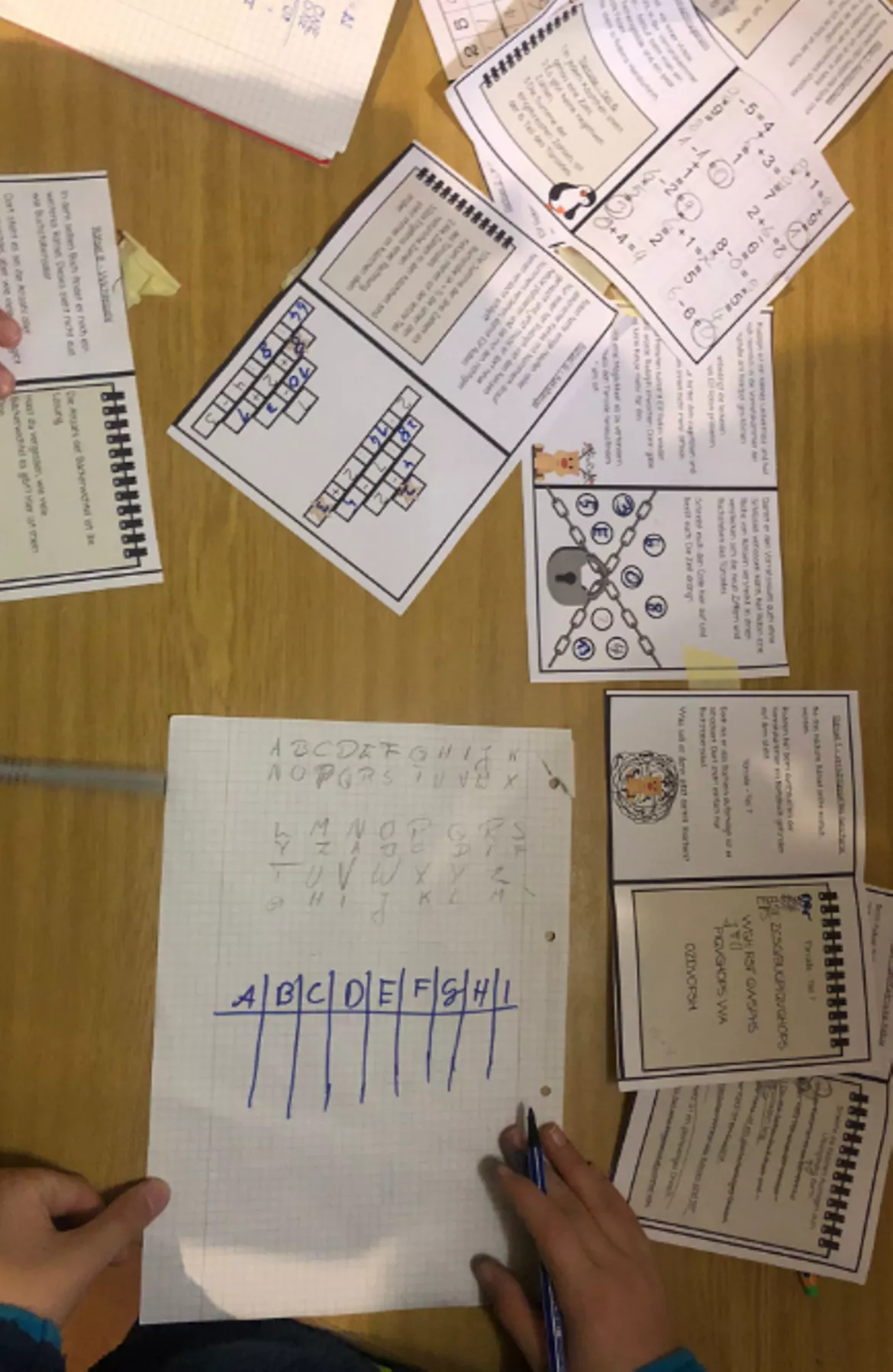 Bild in der Beschreibung des Unterrichtsmaterials Escape-Room: Rette Rudolph! (Weihnachten) von mitherzundseelelehrerin #3