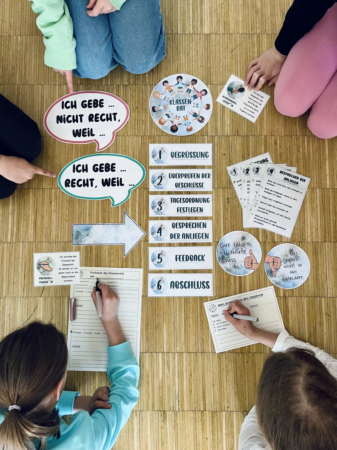 Bild in der Beschreibung des Unterrichtsmaterials Klassenrat - Anleitungs- und Bildkarten von mimimia #1