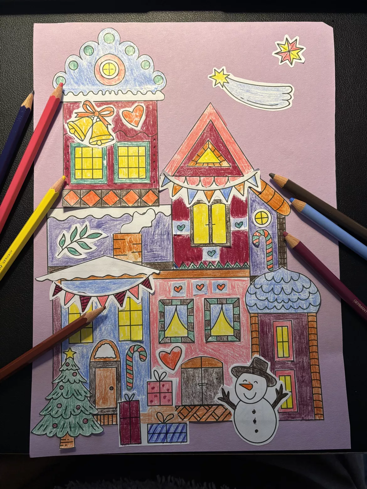 Bild in der Beschreibung des Unterrichtsmaterials XL-Weihnachtshaus 🏠🎄 Kreatives Basteln & Gestalten für die Winterzeit von Die klugen Rabauken #1